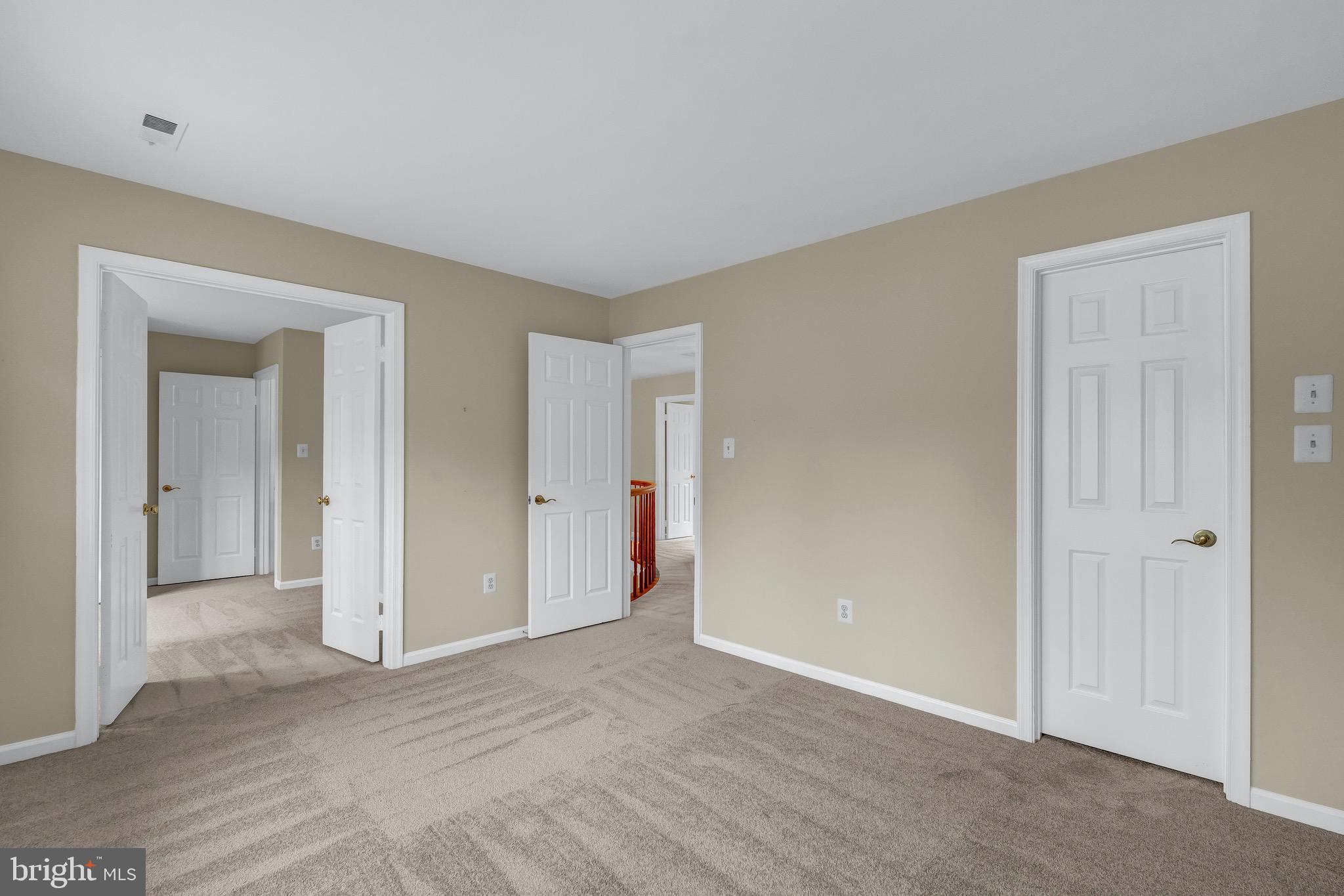 WOLFTRAP MEADOWS - Residential