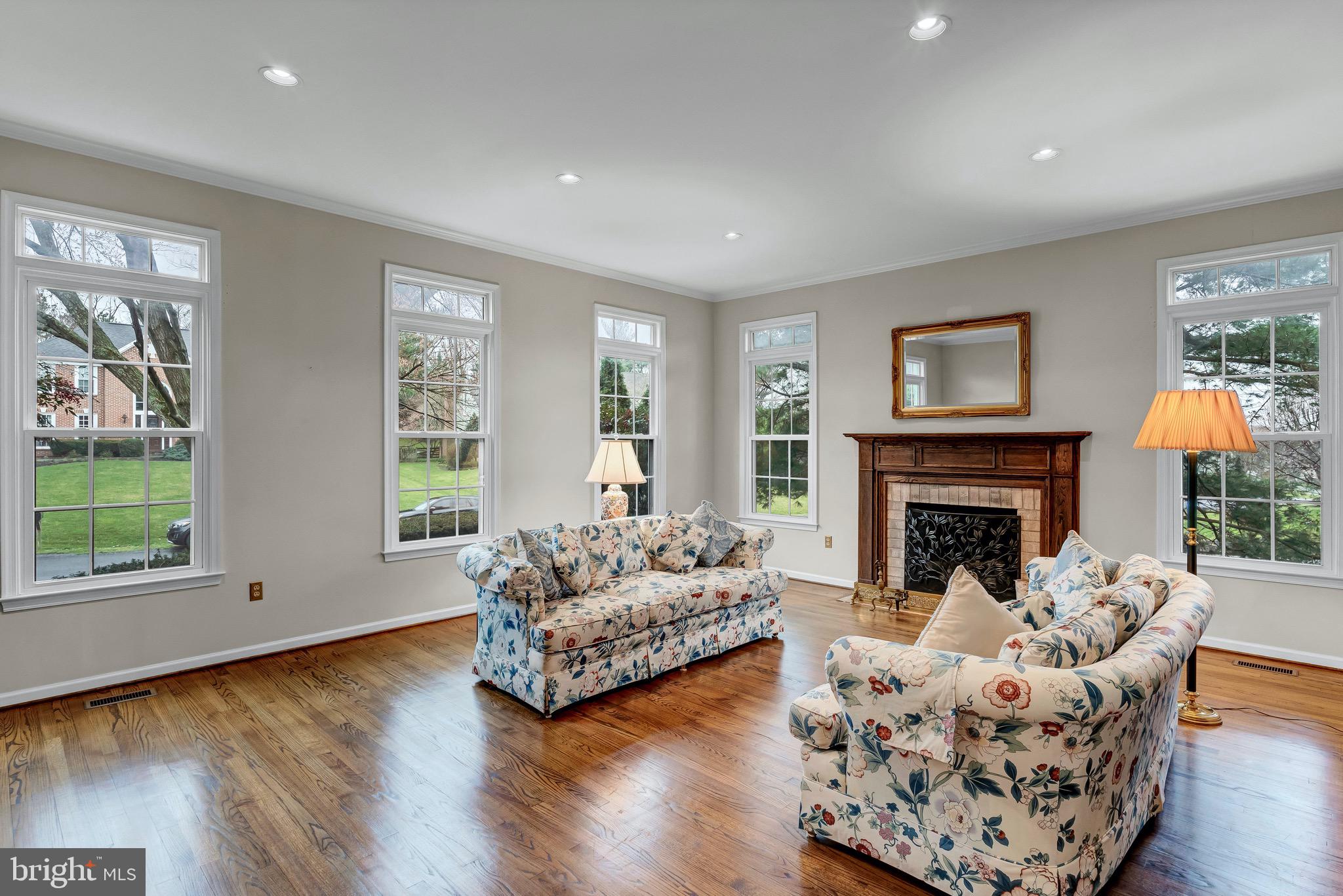 WOLFTRAP MEADOWS - Residential