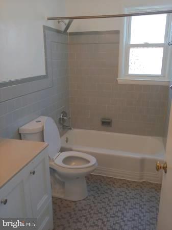 THE ALAMEDA - Residential Lease