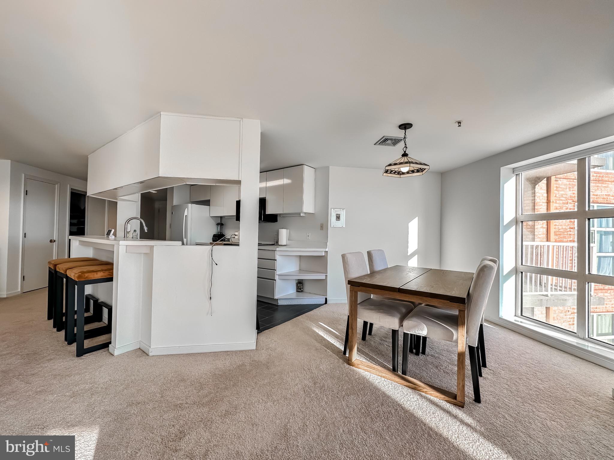 250 PRESIDENT STREET 702