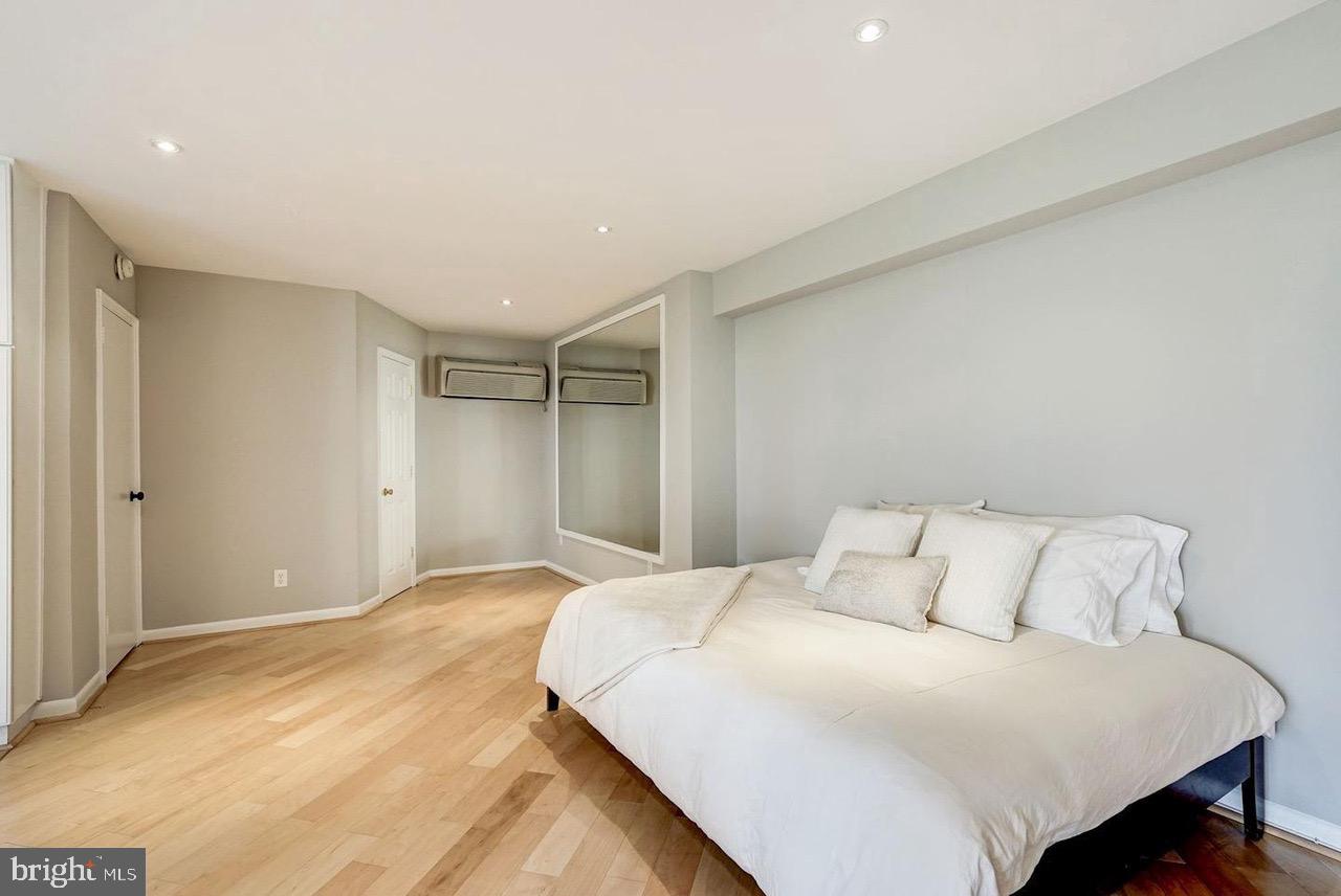 2500 Q STREET NW 130