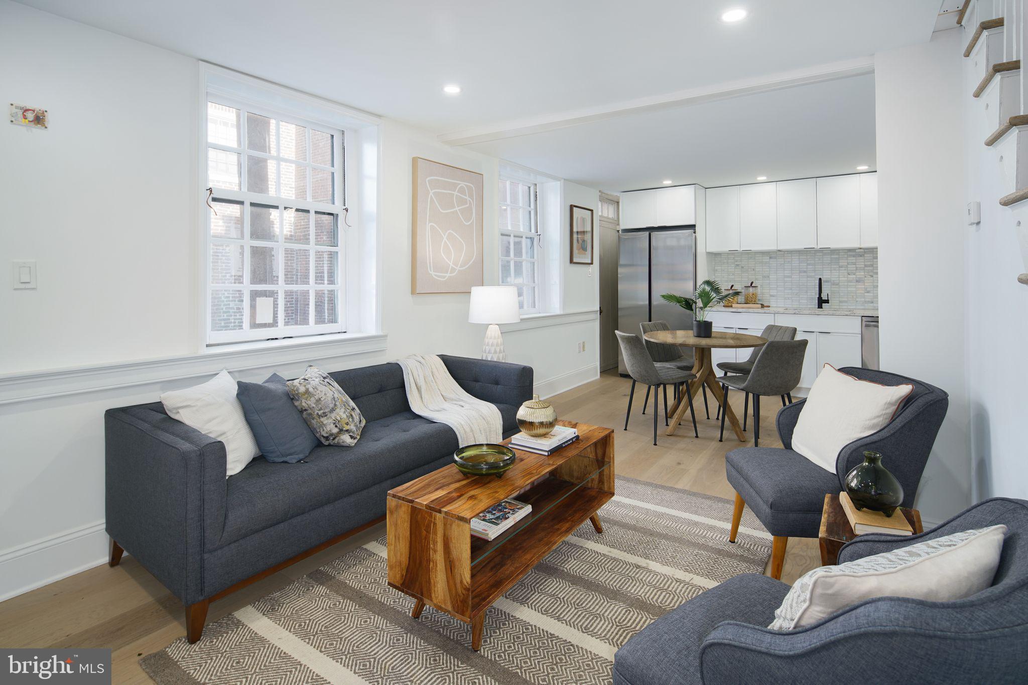 QUEEN VILLAGE - Residential Lease