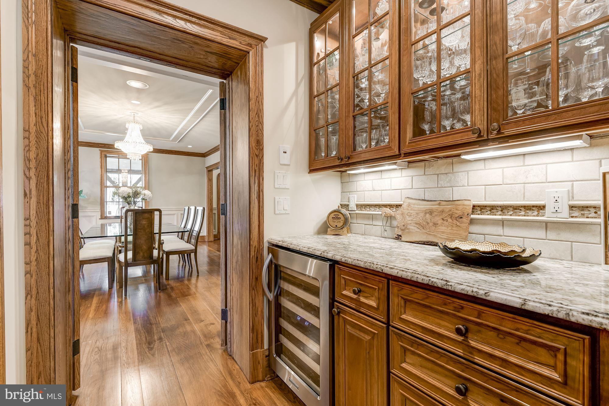 GREENWICH FOREST - Residential