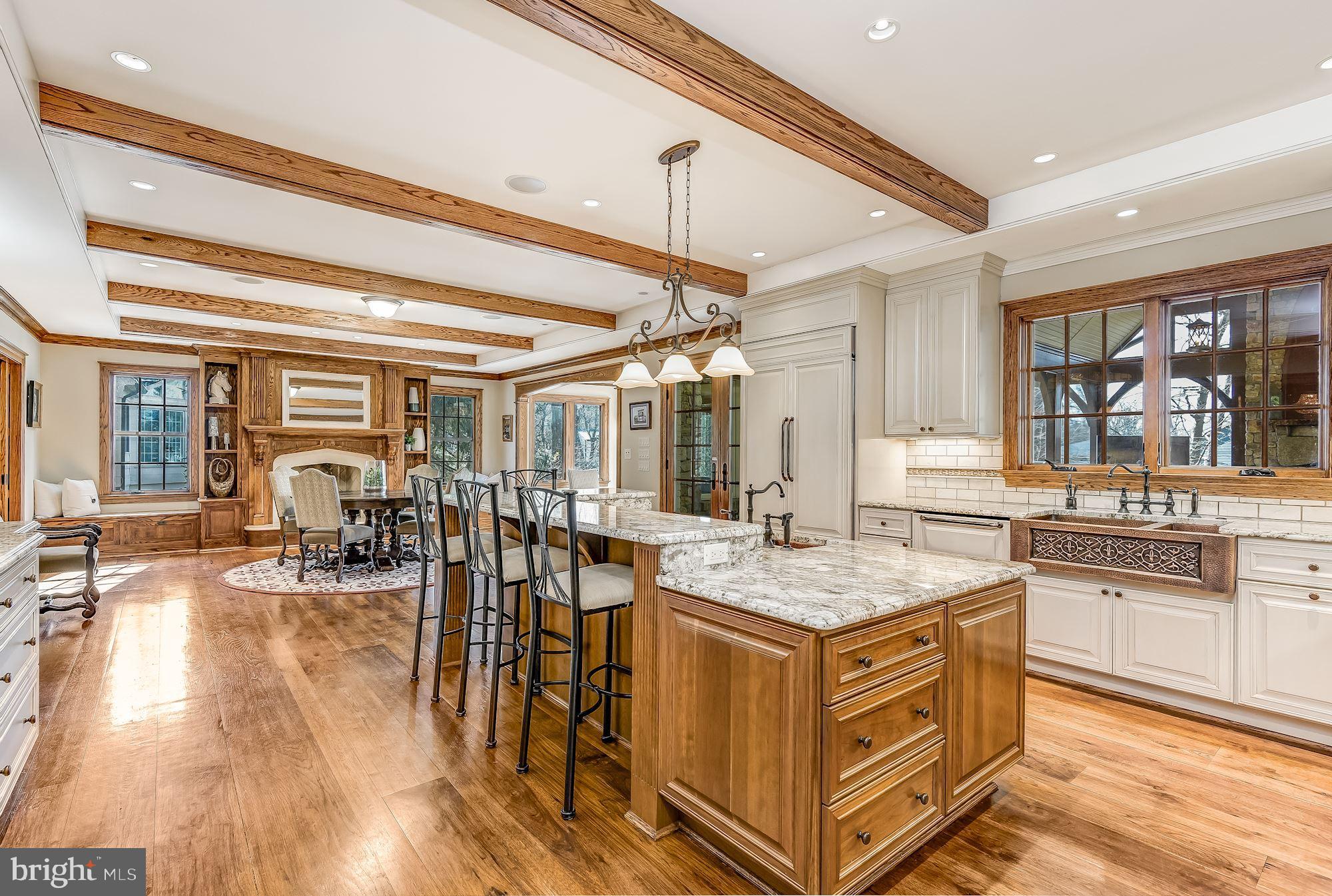 GREENWICH FOREST - Residential