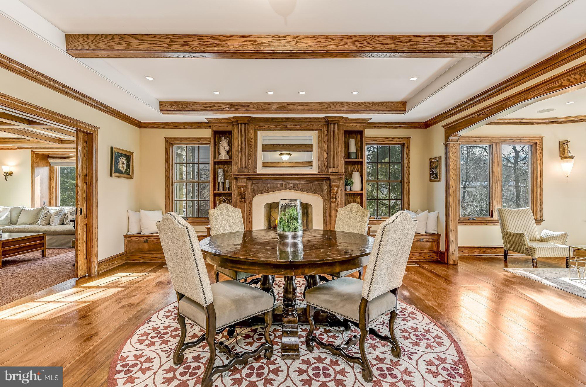 GREENWICH FOREST - Residential