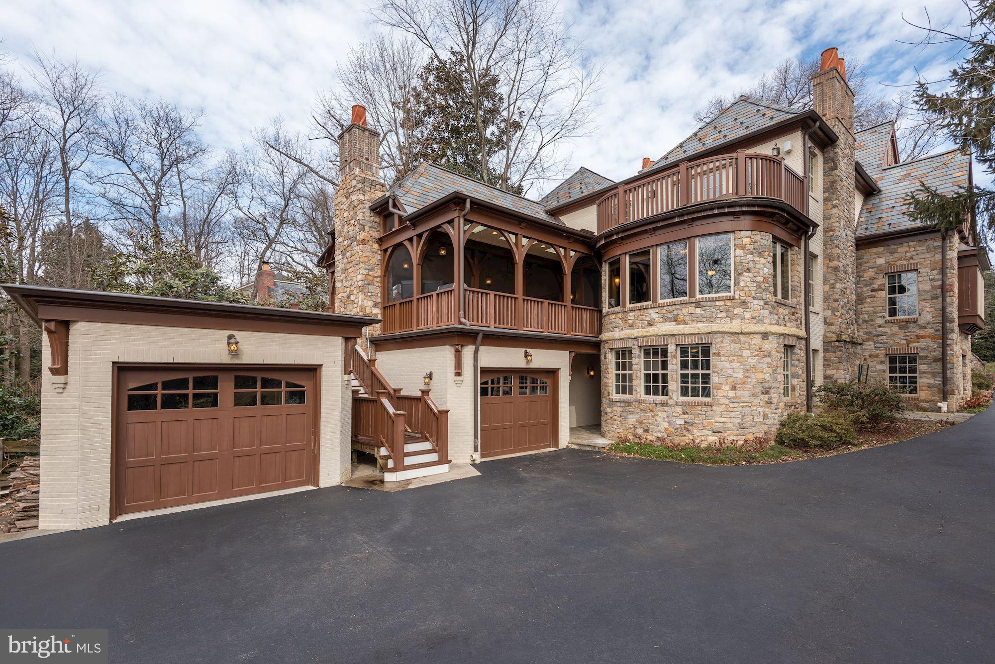 GREENWICH FOREST - Residential