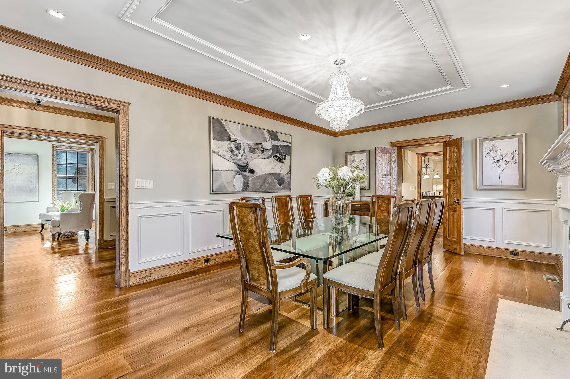 GREENWICH FOREST - Residential