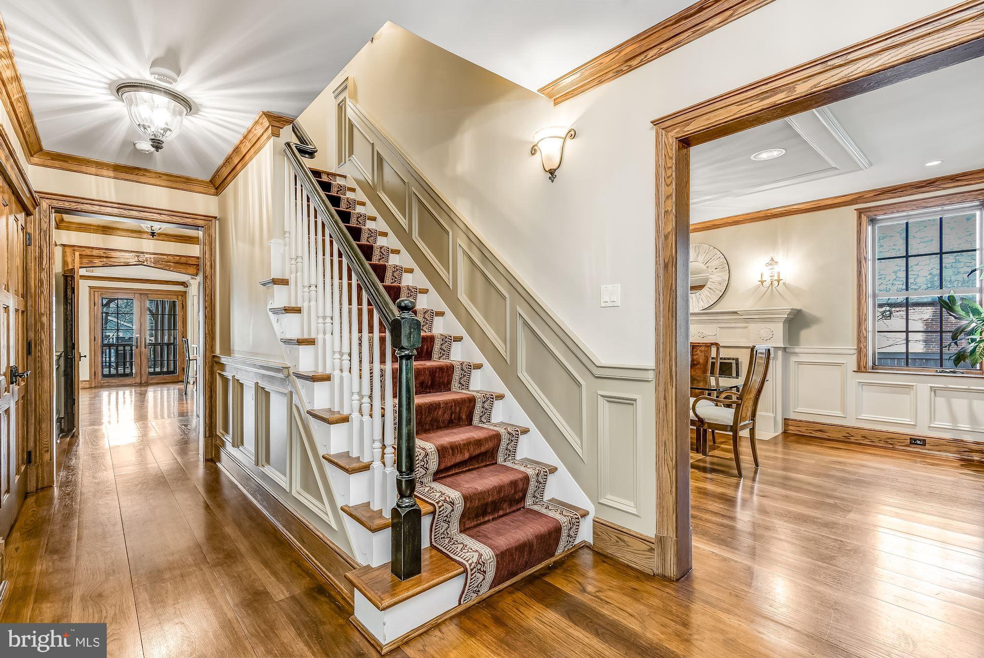 GREENWICH FOREST - Residential