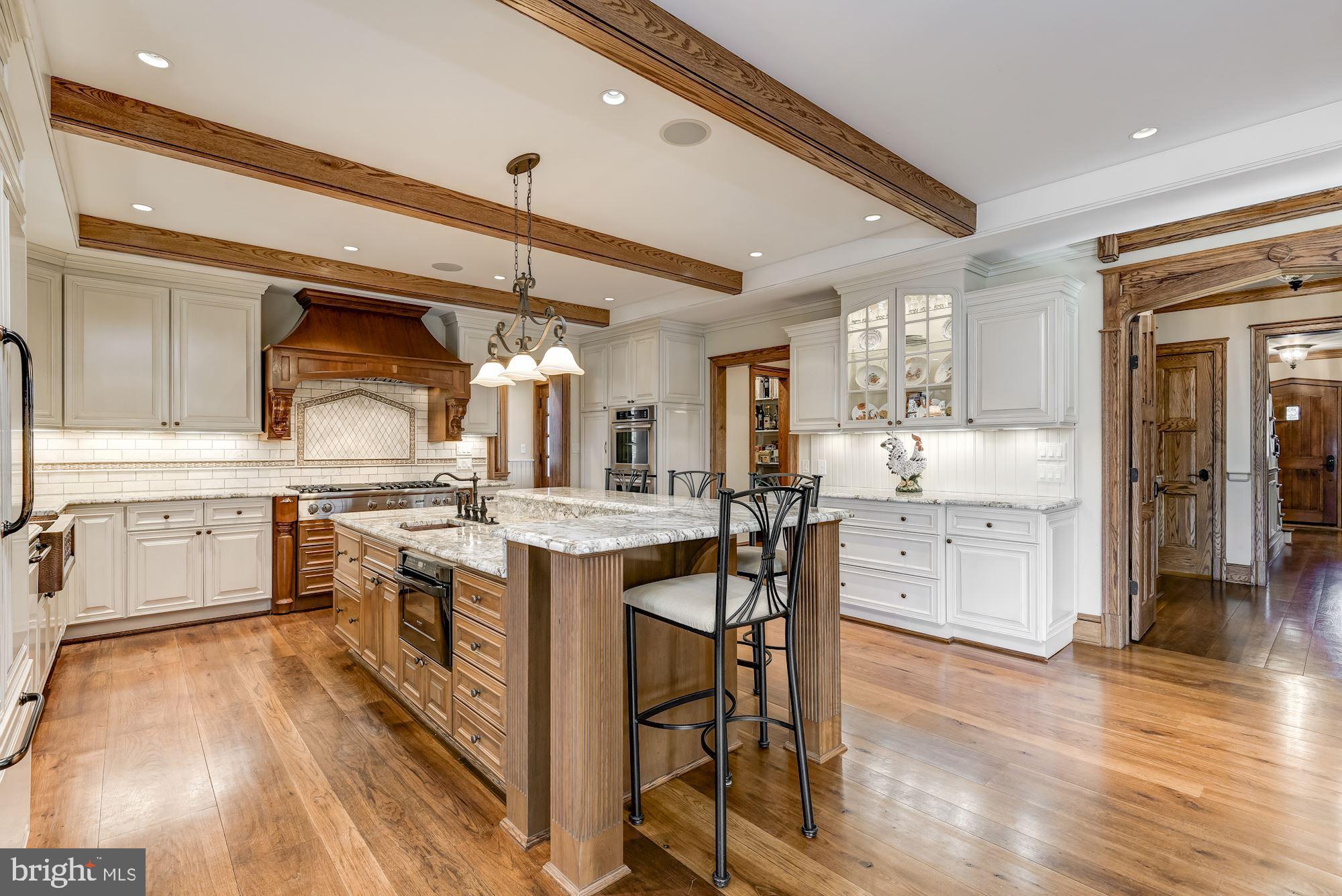 GREENWICH FOREST - Residential