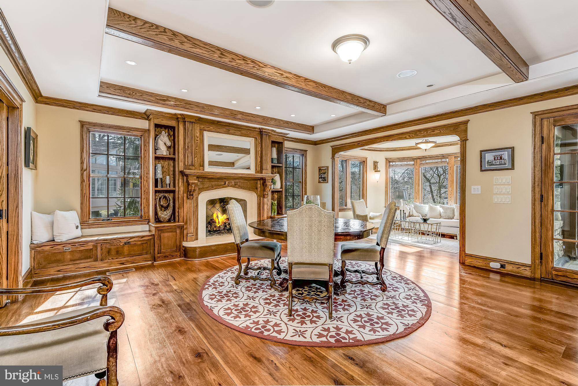 GREENWICH FOREST - Residential