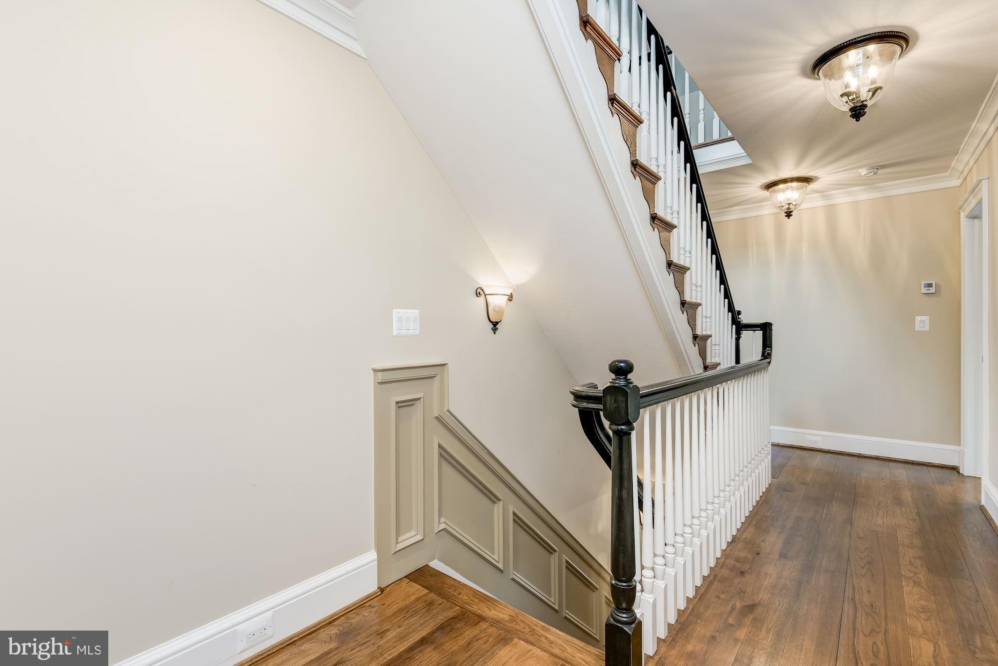 GREENWICH FOREST - Residential