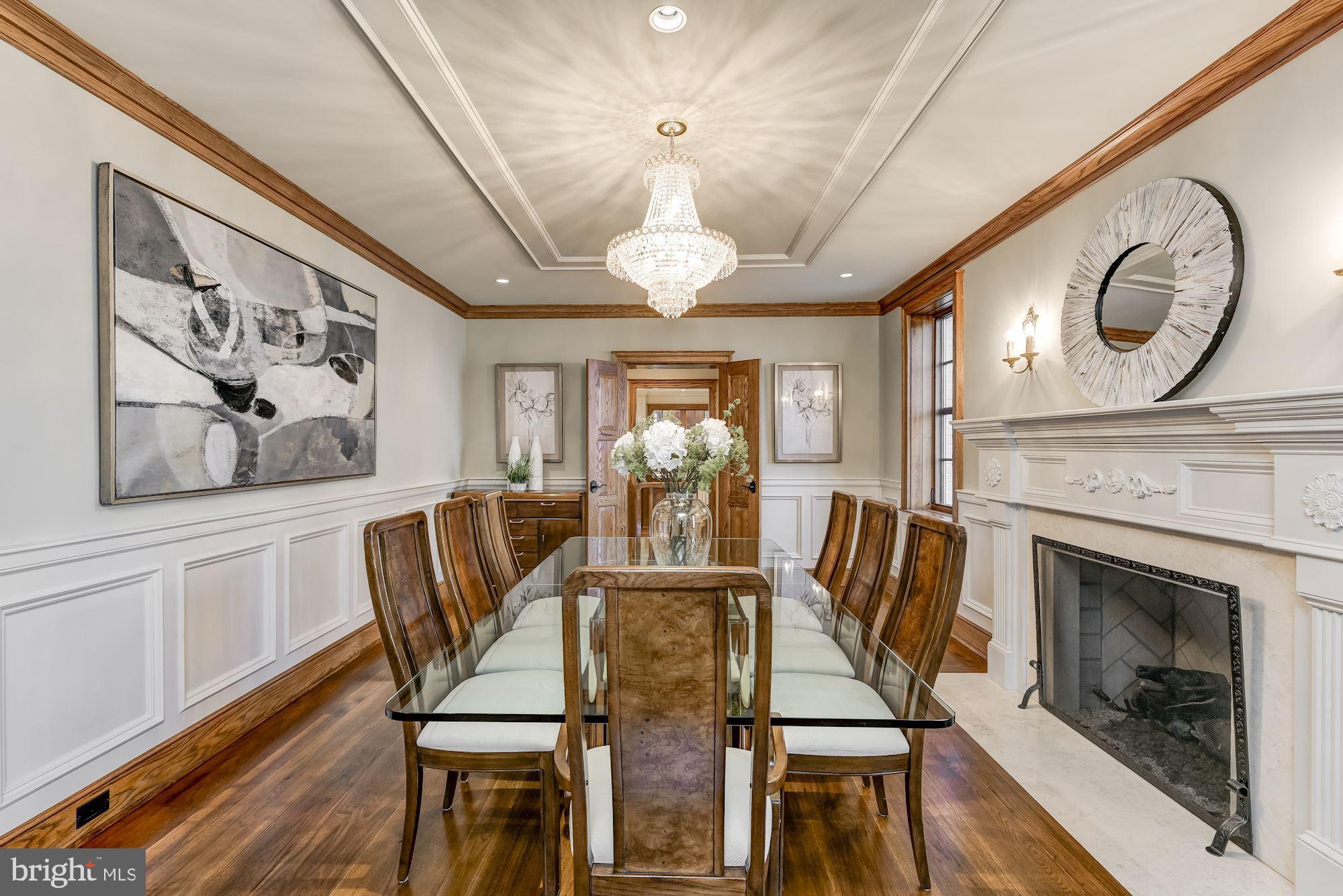 GREENWICH FOREST - Residential