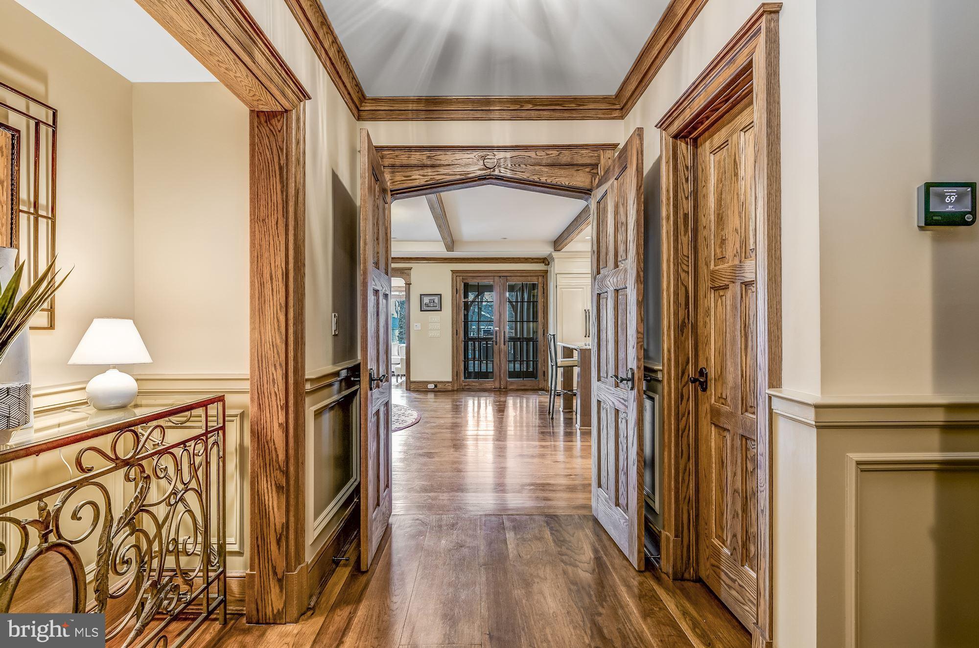 GREENWICH FOREST - Residential