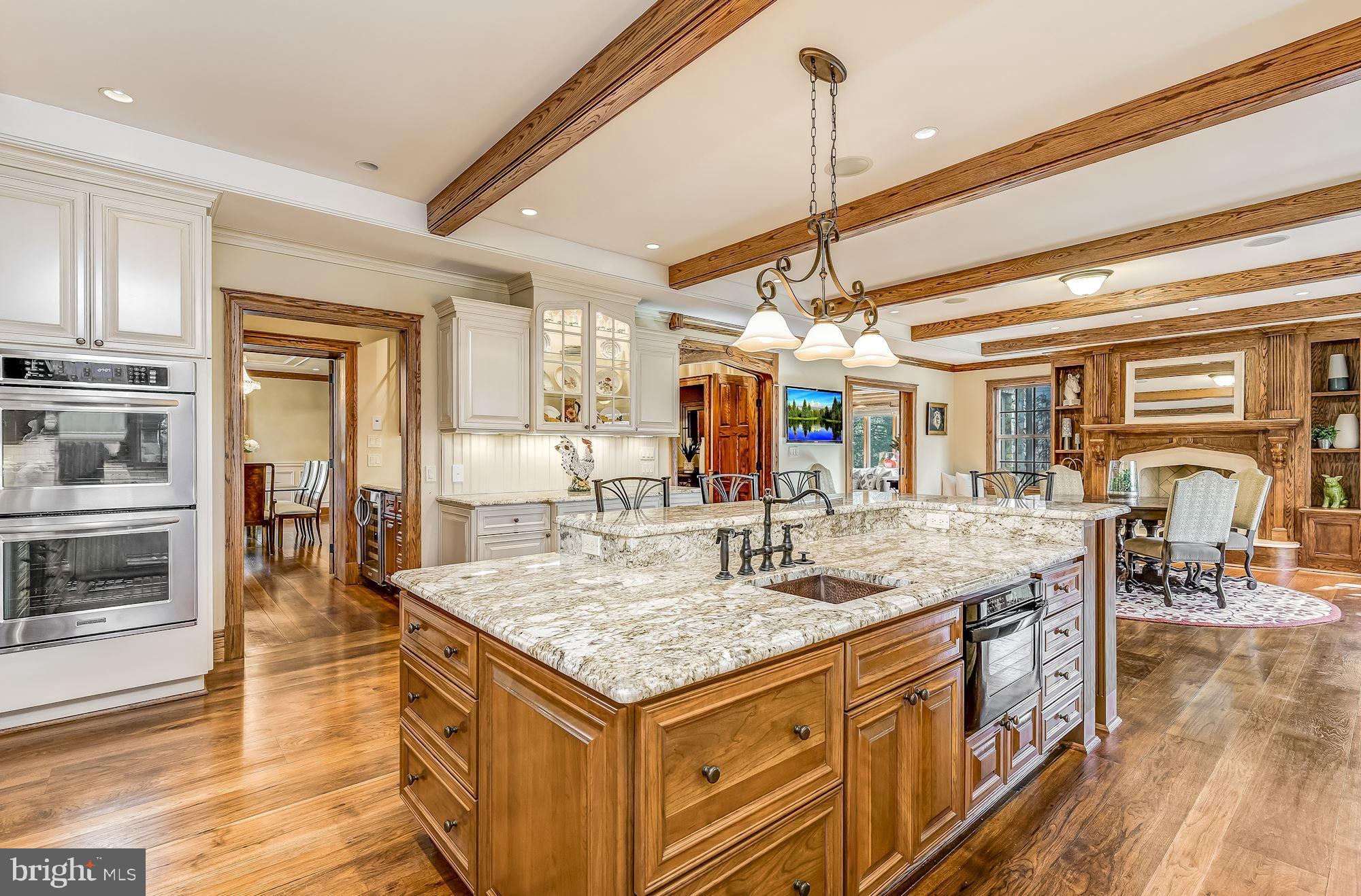 GREENWICH FOREST - Residential