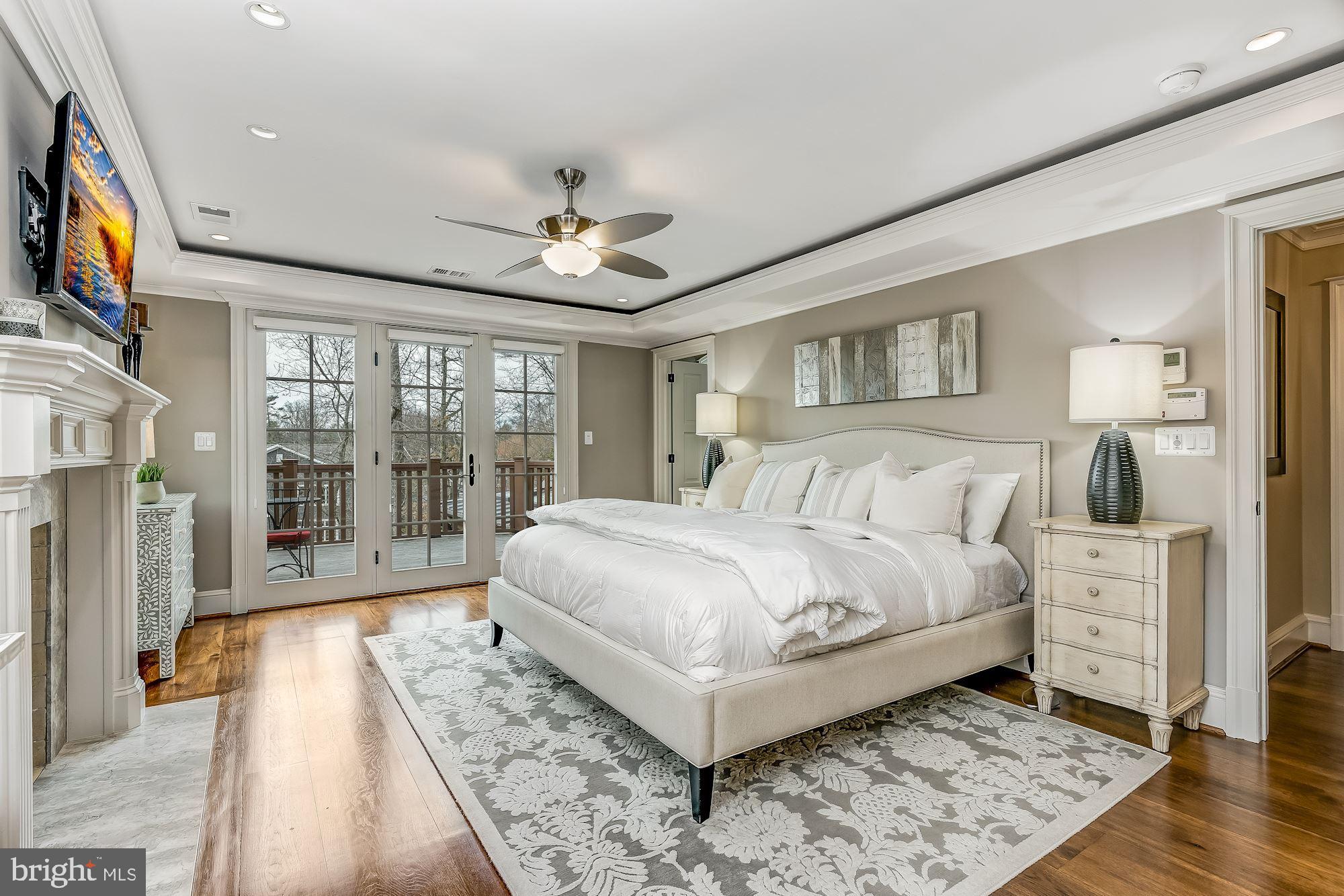 GREENWICH FOREST - Residential