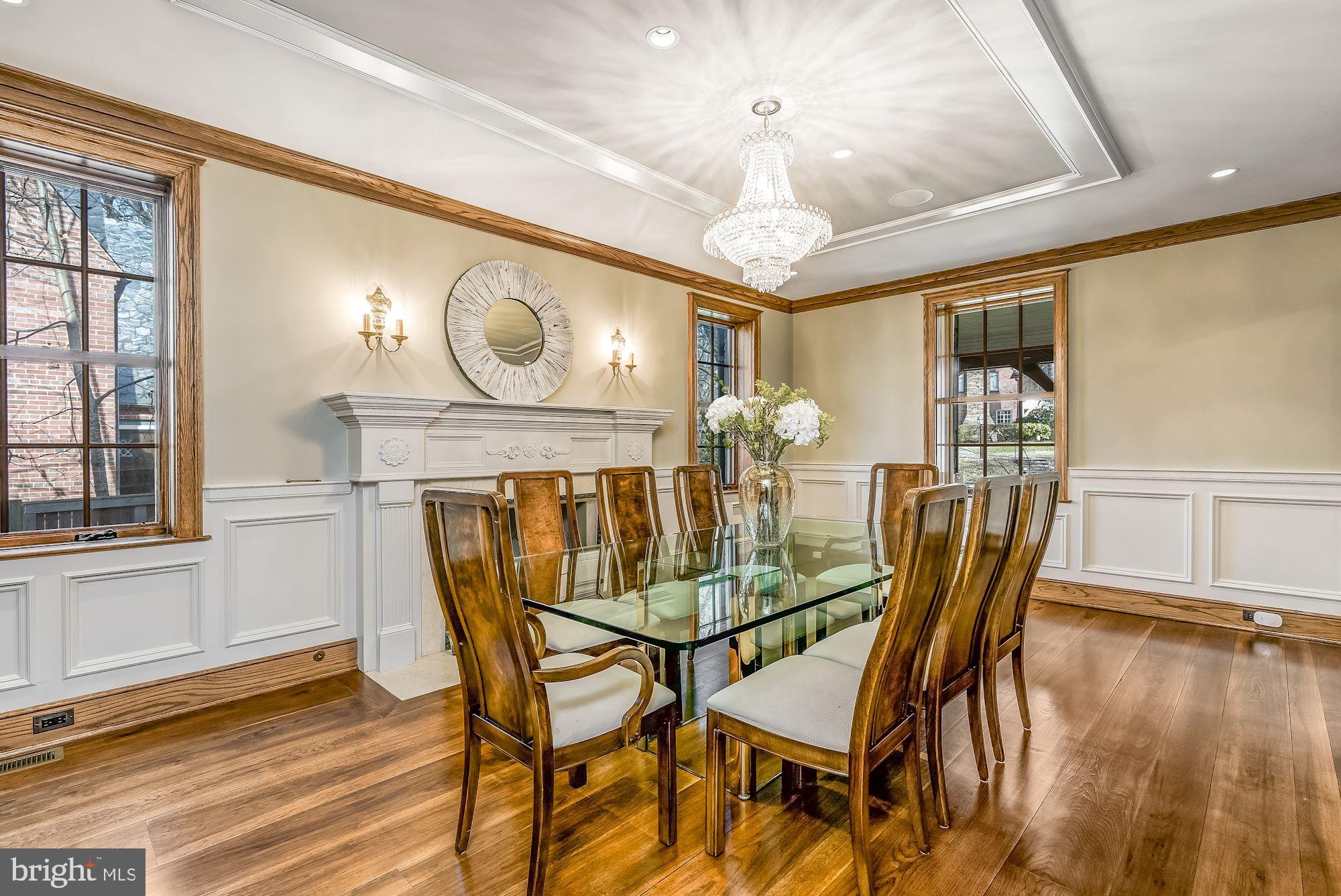 GREENWICH FOREST - Residential