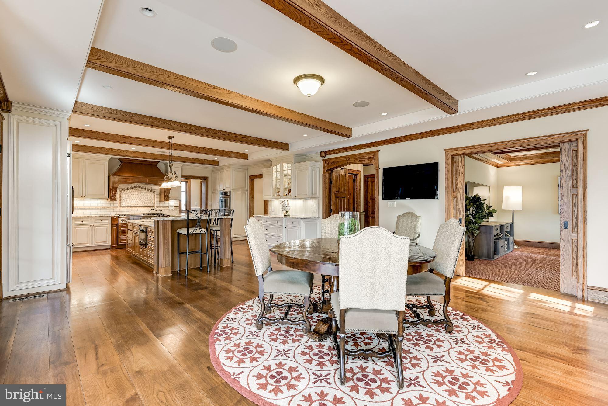 GREENWICH FOREST - Residential