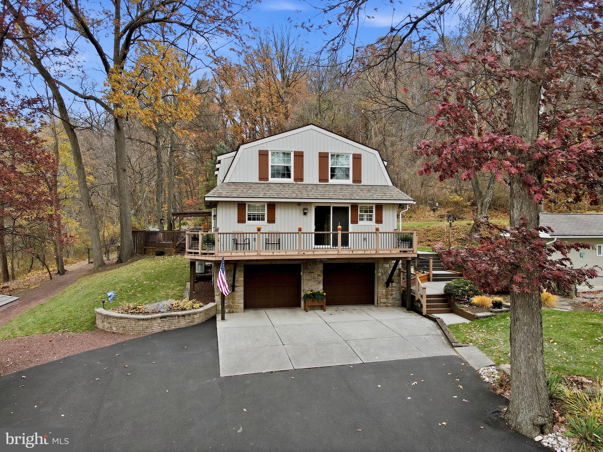 803 E CUMBERLAND STREET 747-805