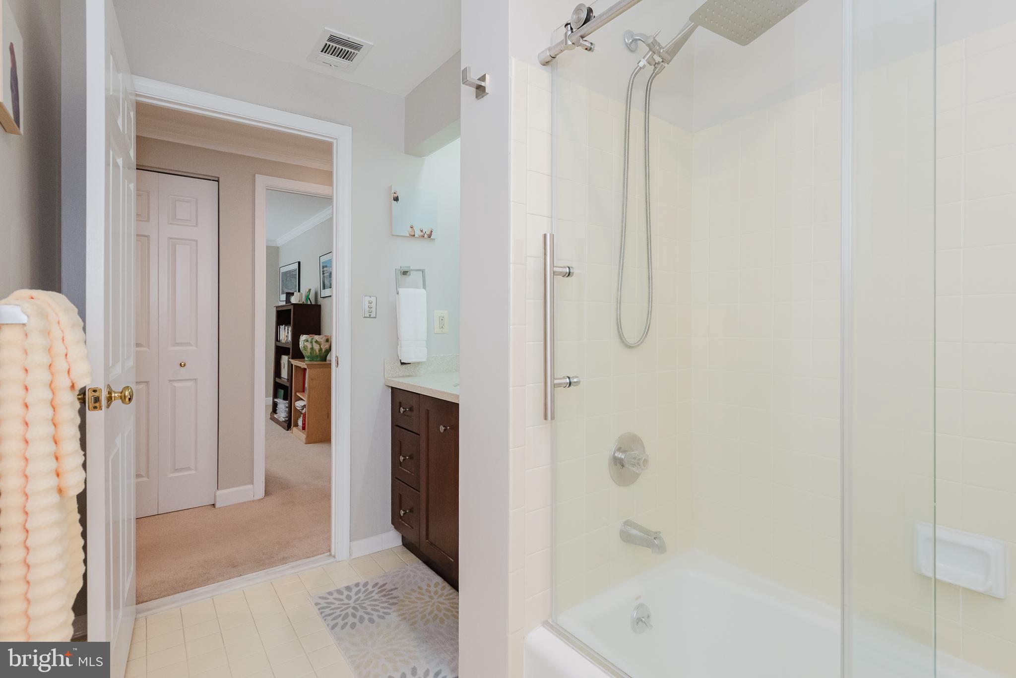 TOWSON - Residential