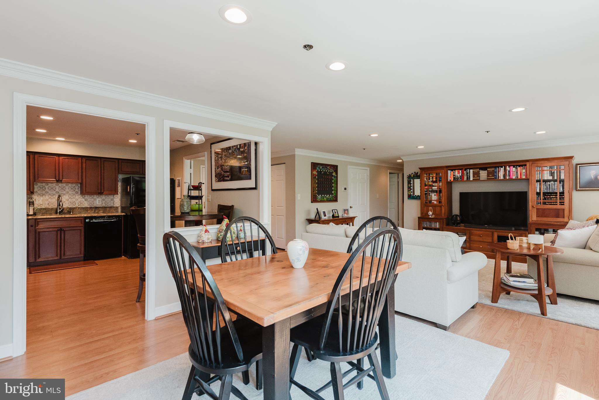 TOWSON - Residential