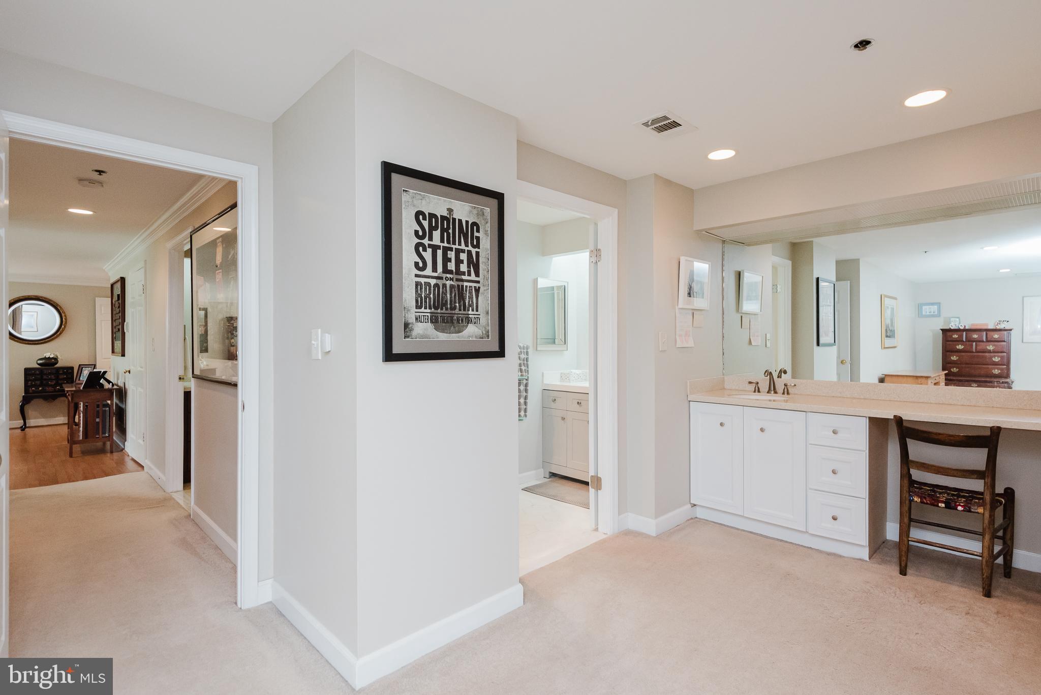 TOWSON - Residential