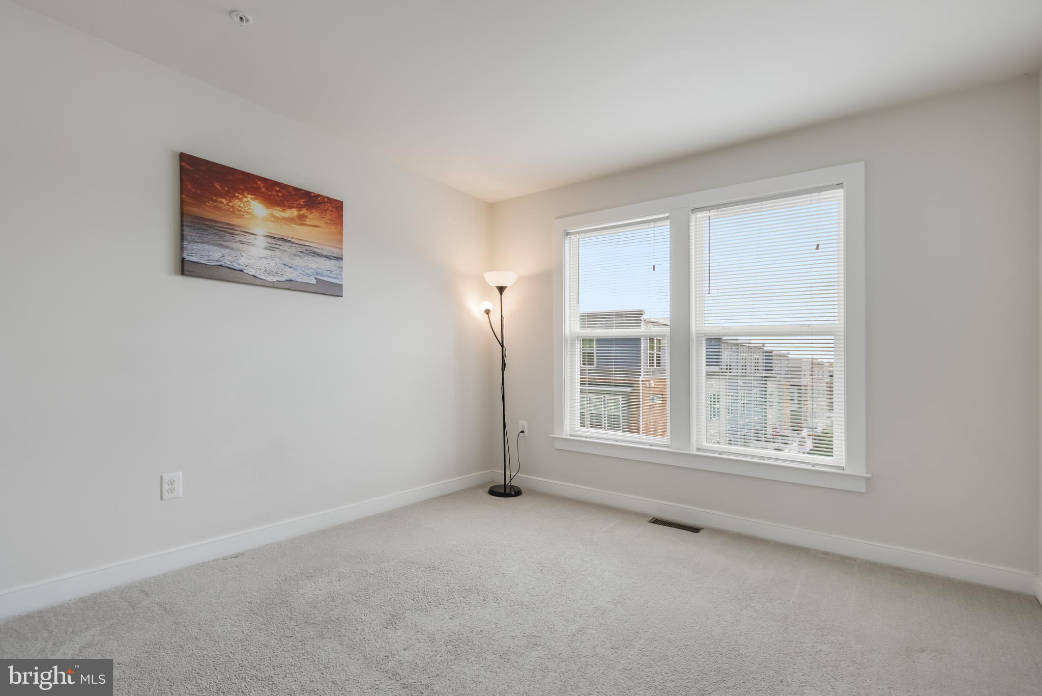 CROWN FARM - Residential