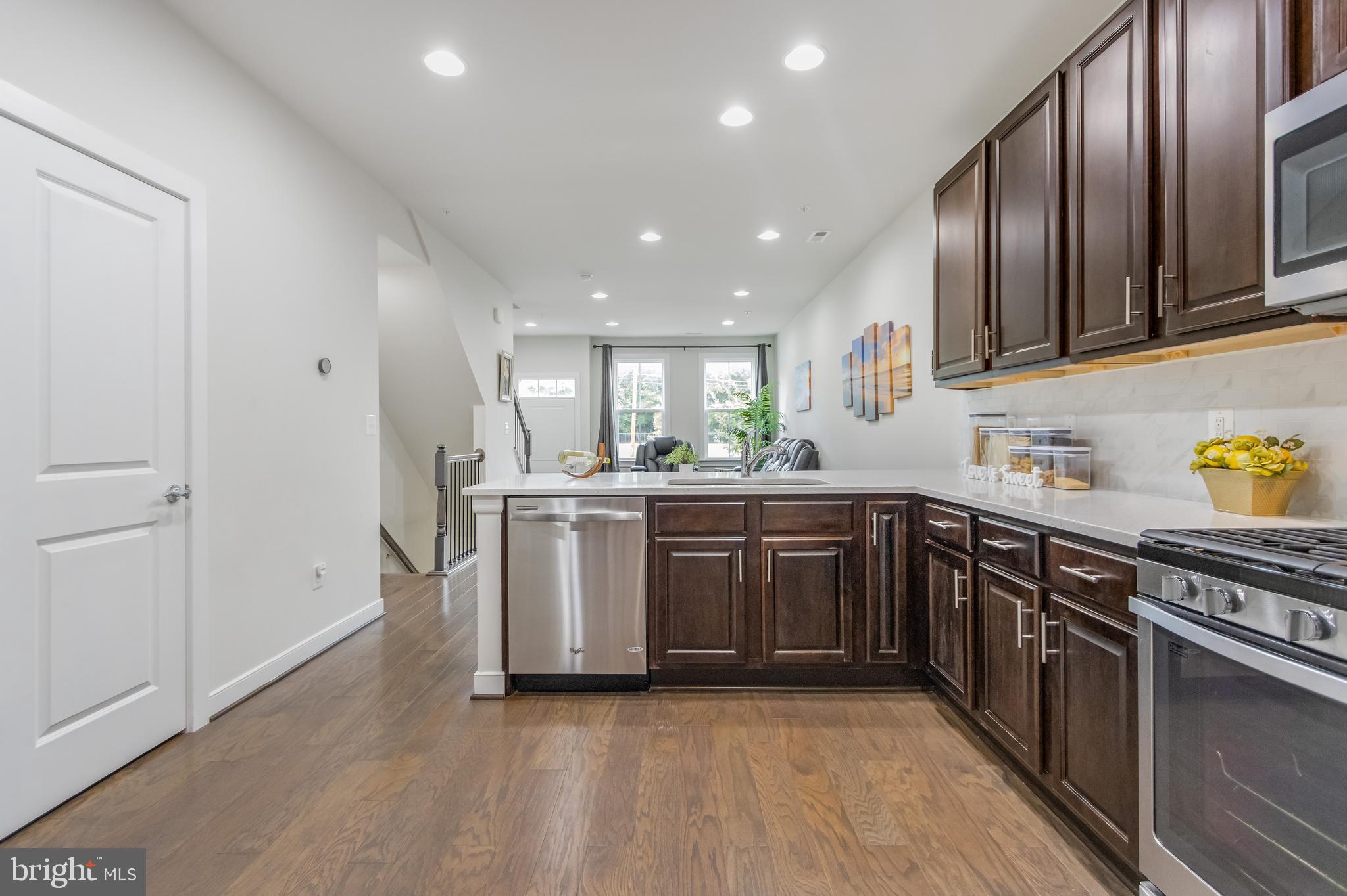 CROWN FARM - Residential