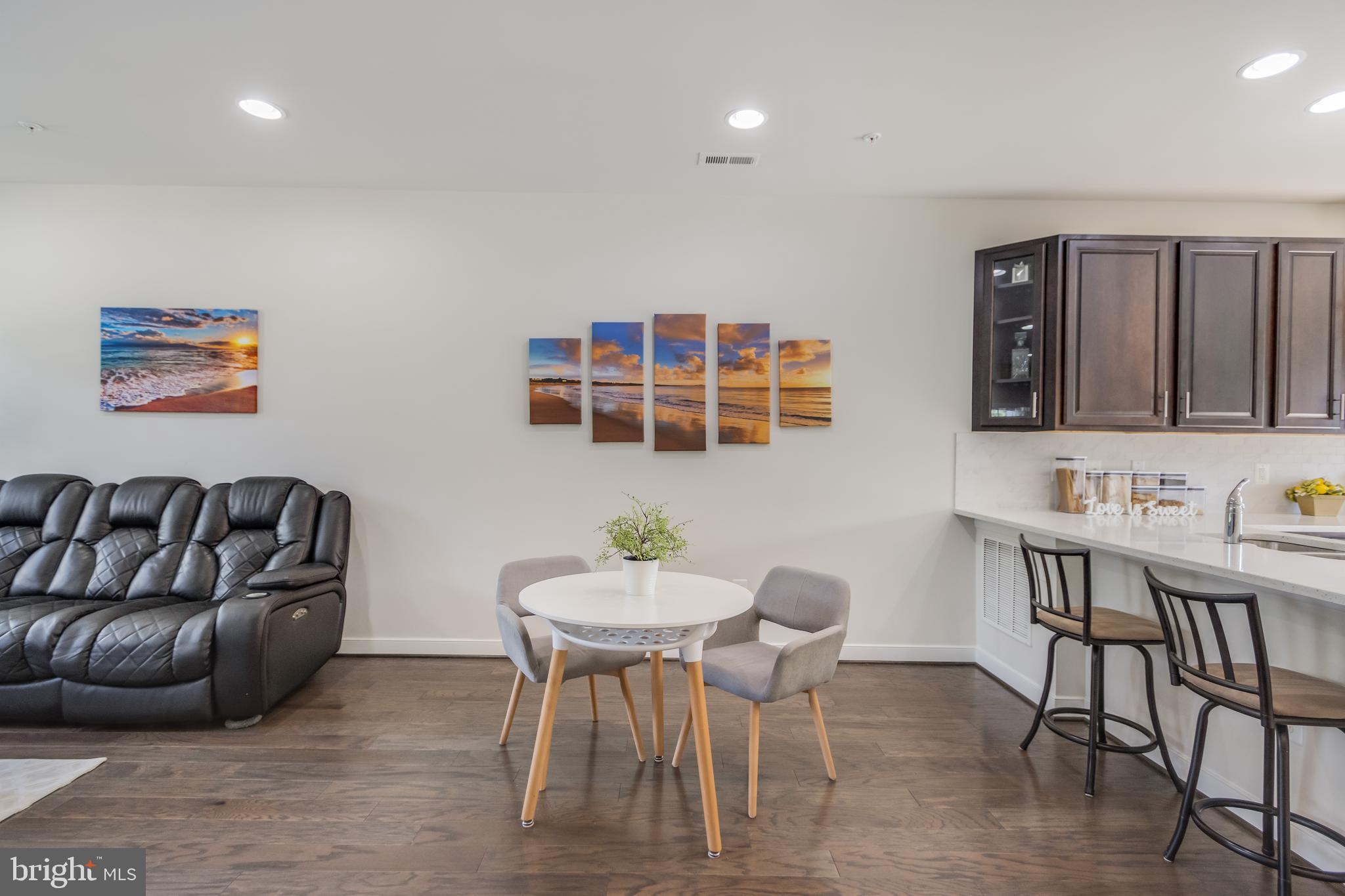 CROWN FARM - Residential