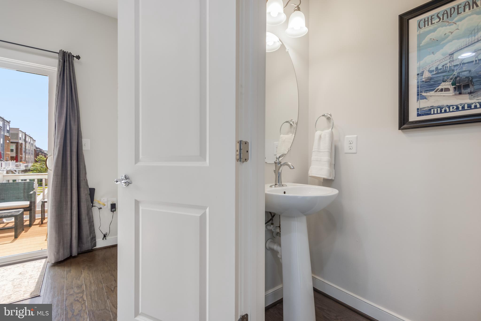 CROWN FARM - Residential