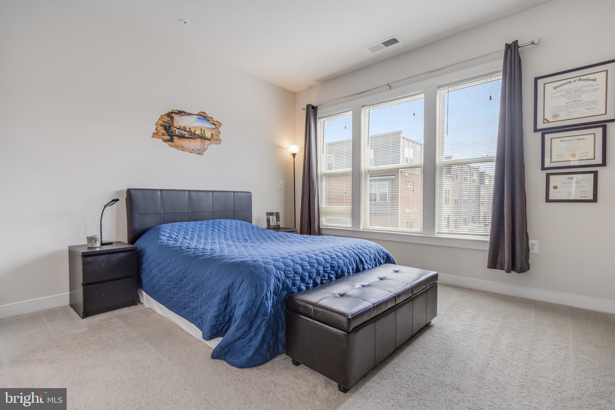 CROWN FARM - Residential