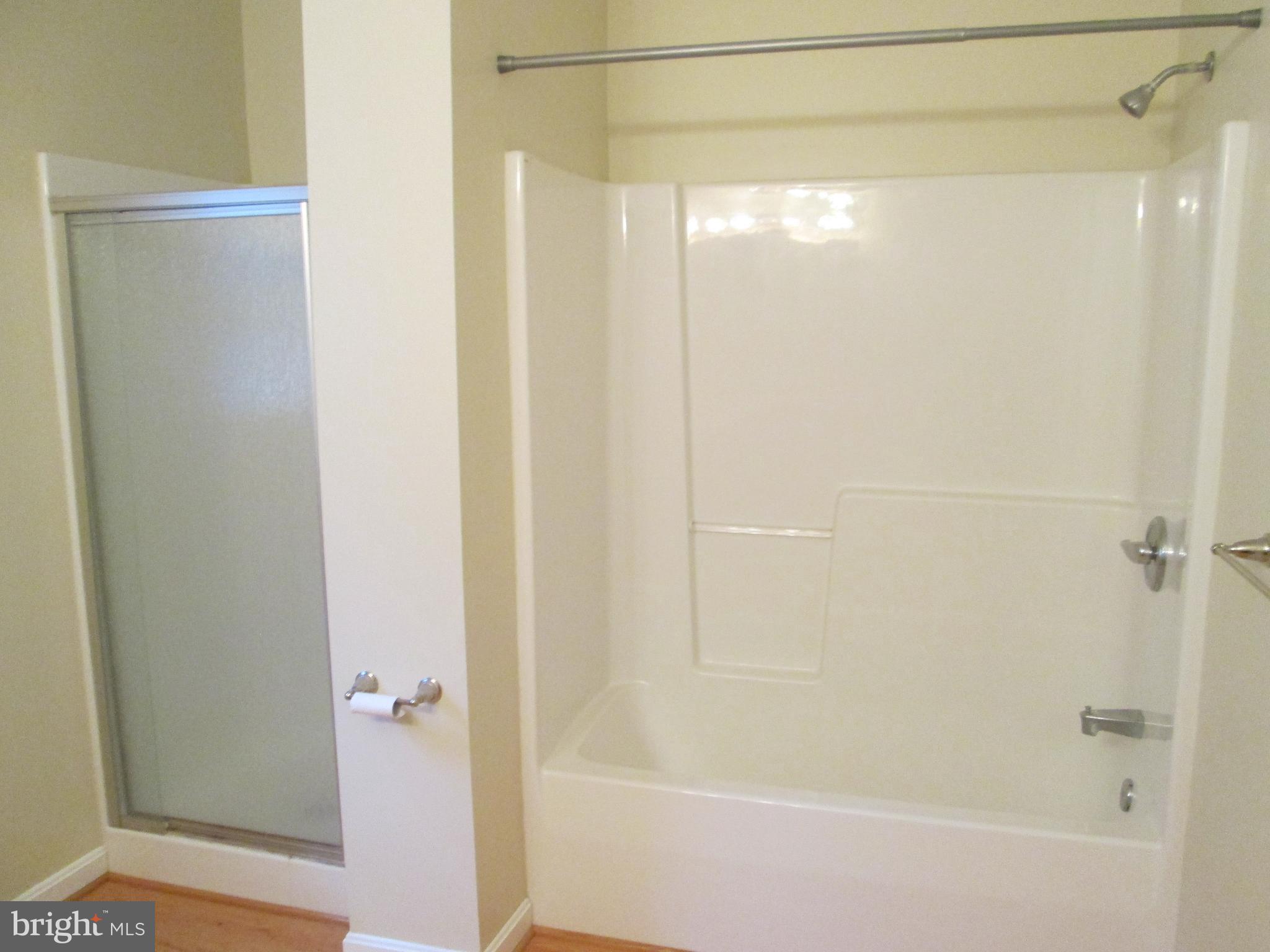 REGULARS - Residential Lease