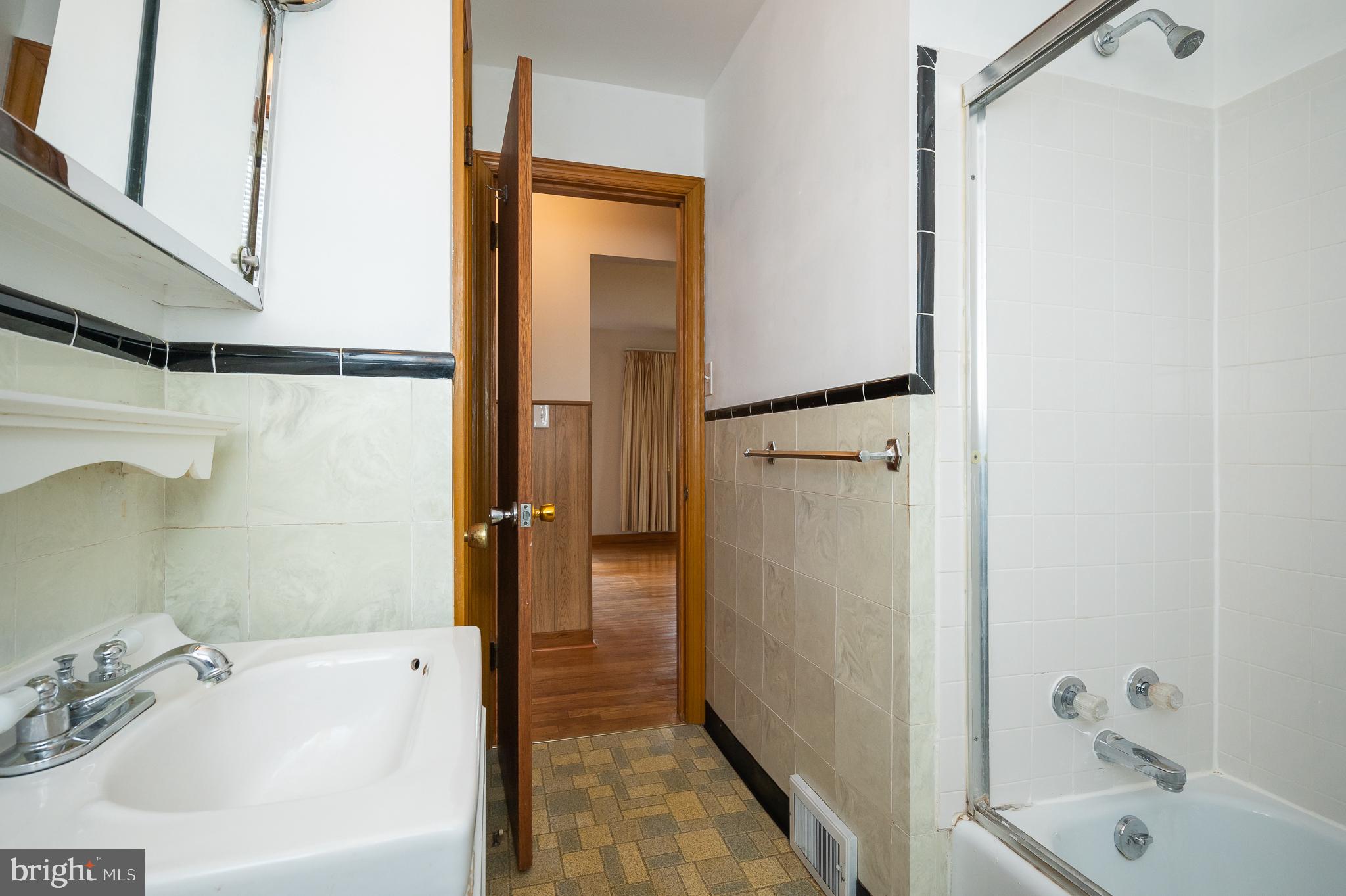 CHAPEL TERRACE - Residential