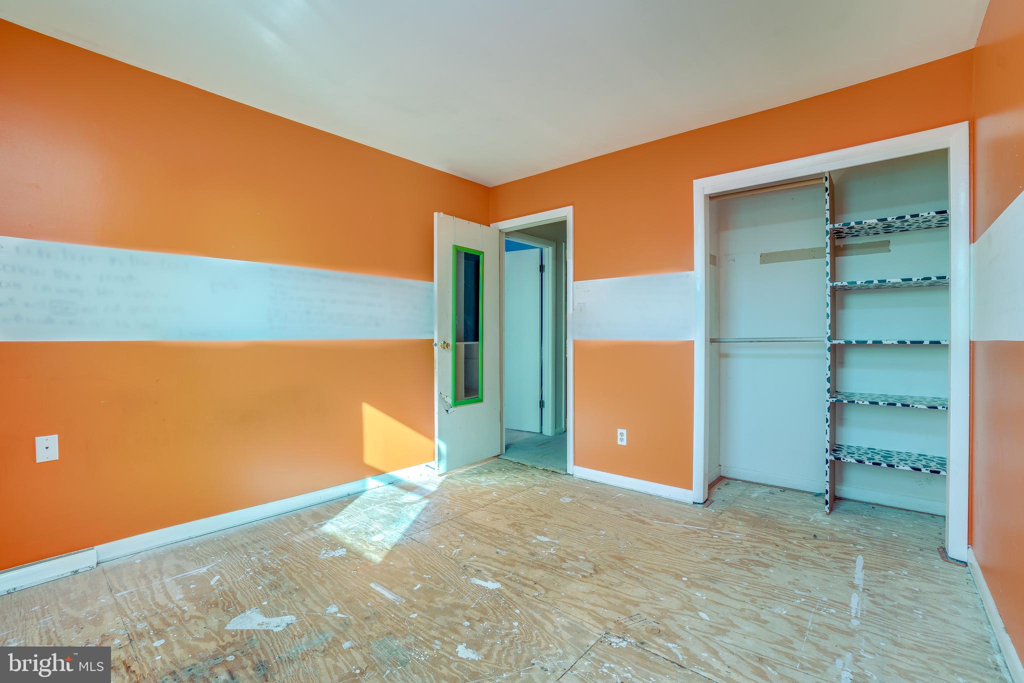 VILLAGE OF OLD HARFORD - Residential