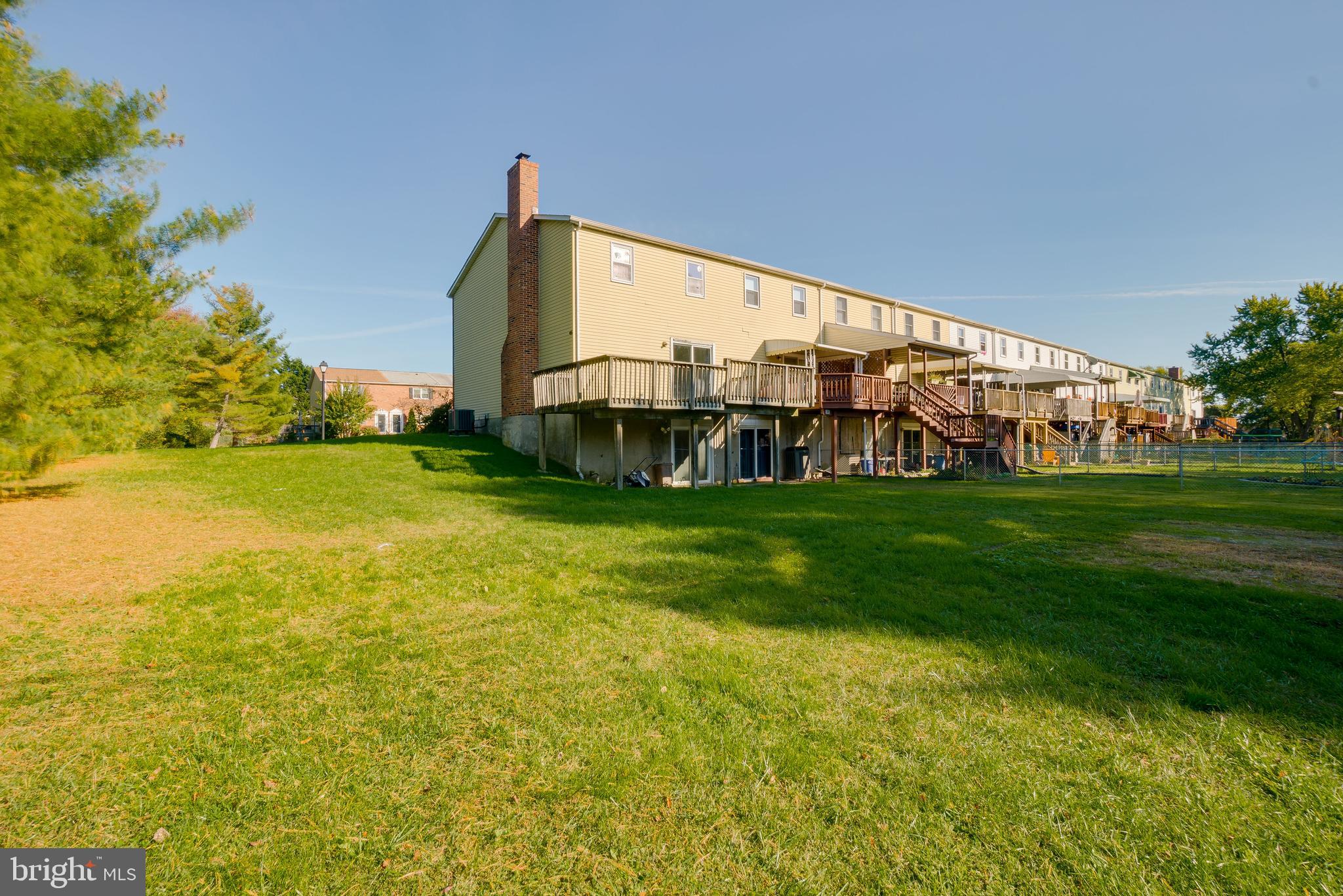 VILLAGE OF OLD HARFORD - Residential