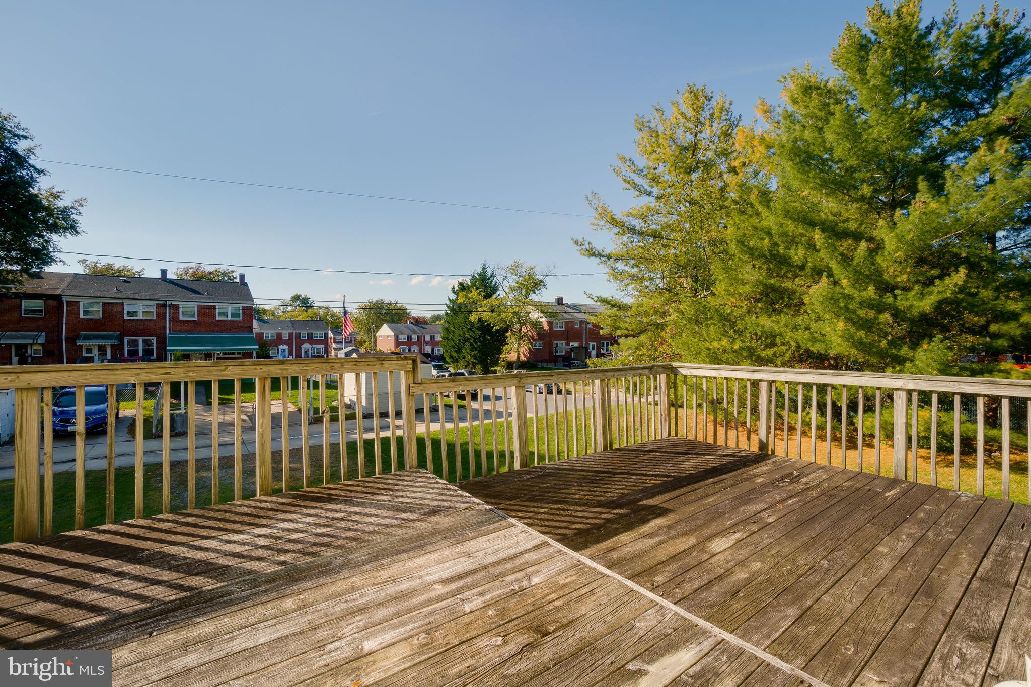 VILLAGE OF OLD HARFORD - Residential