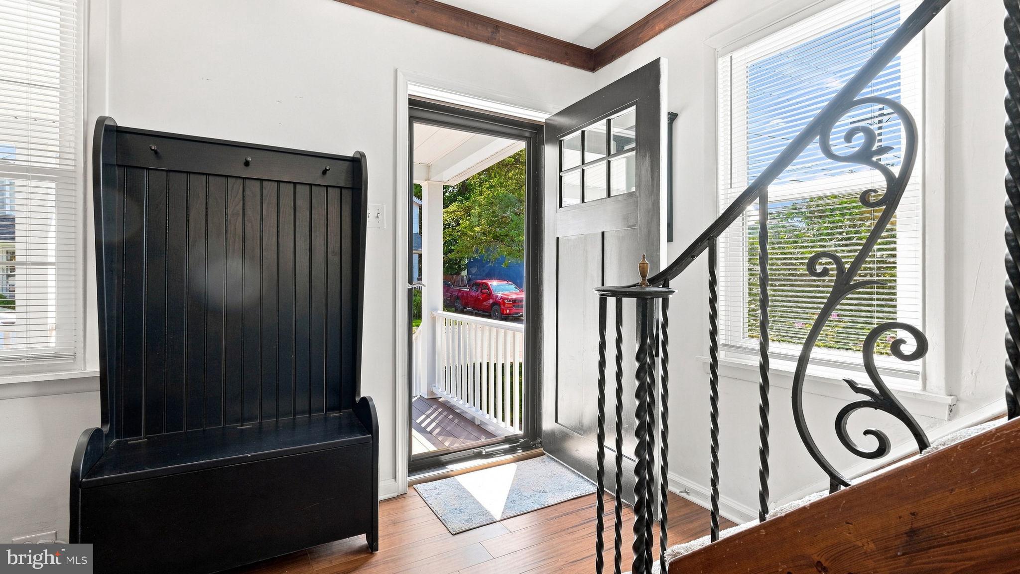 17 N NEW STREET