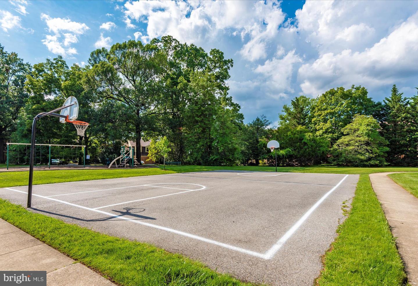 GEORGETOWN VILLAGE - Residential