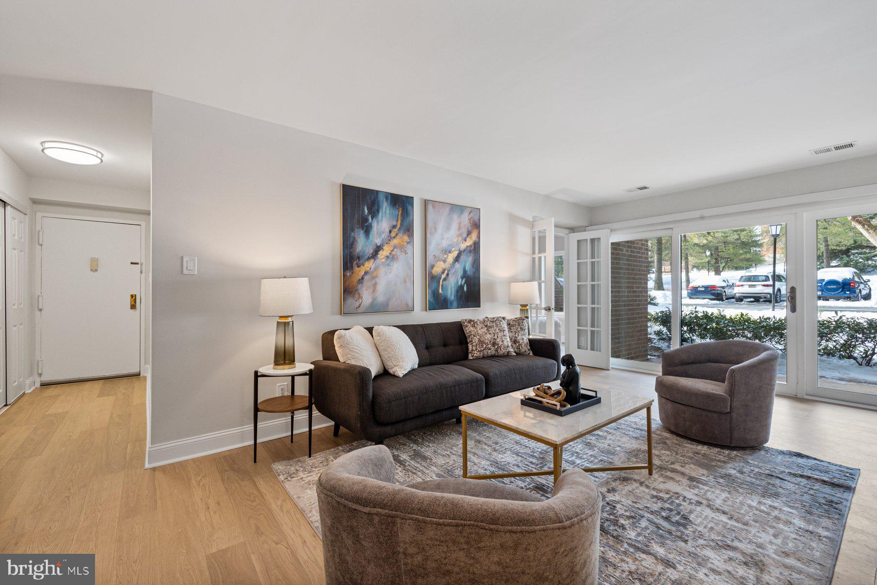 GEORGETOWN VILLAGE - Residential