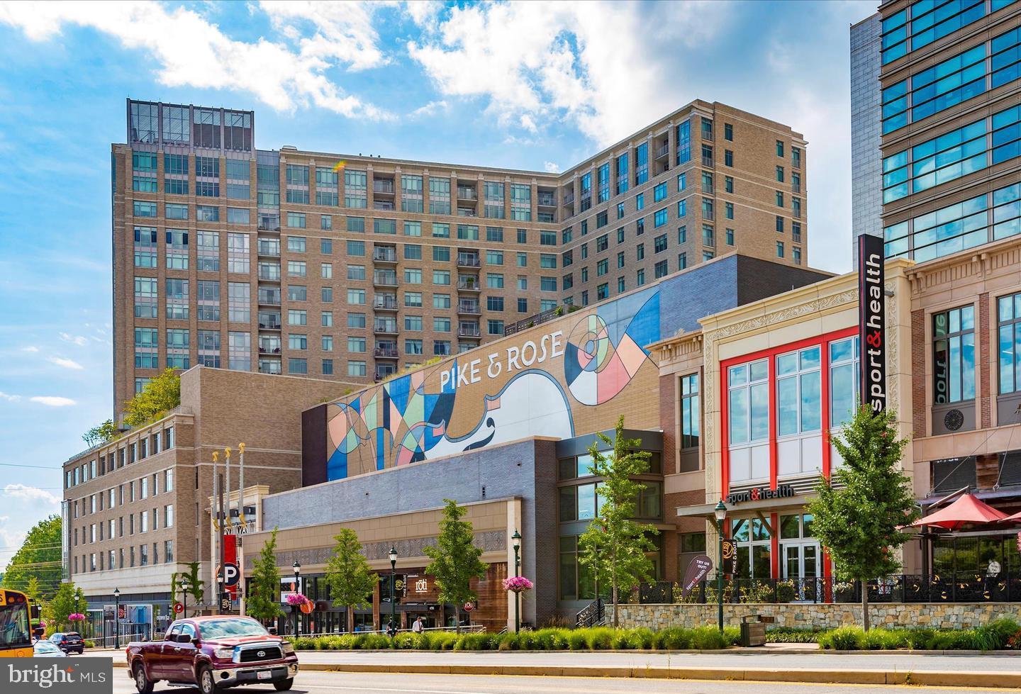 GEORGETOWN VILLAGE - Residential