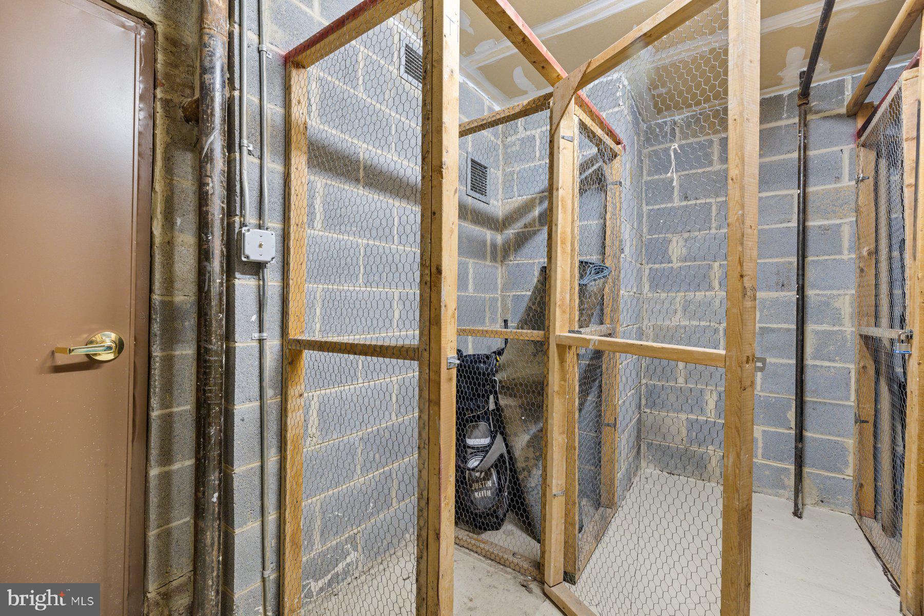 GEORGETOWN VILLAGE - Residential