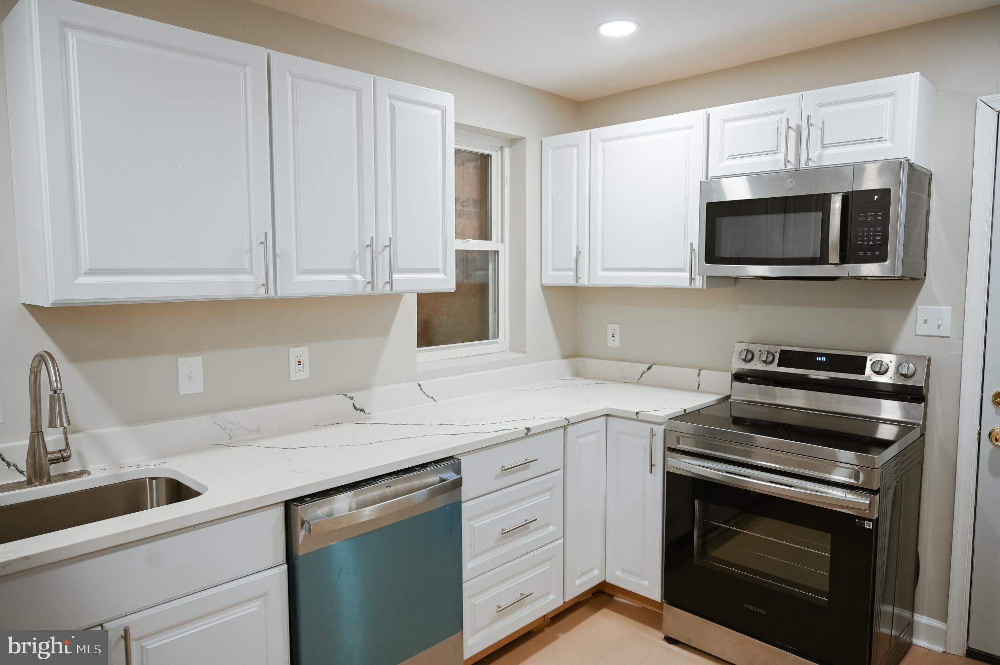 PATTERSON PLACE - Residential