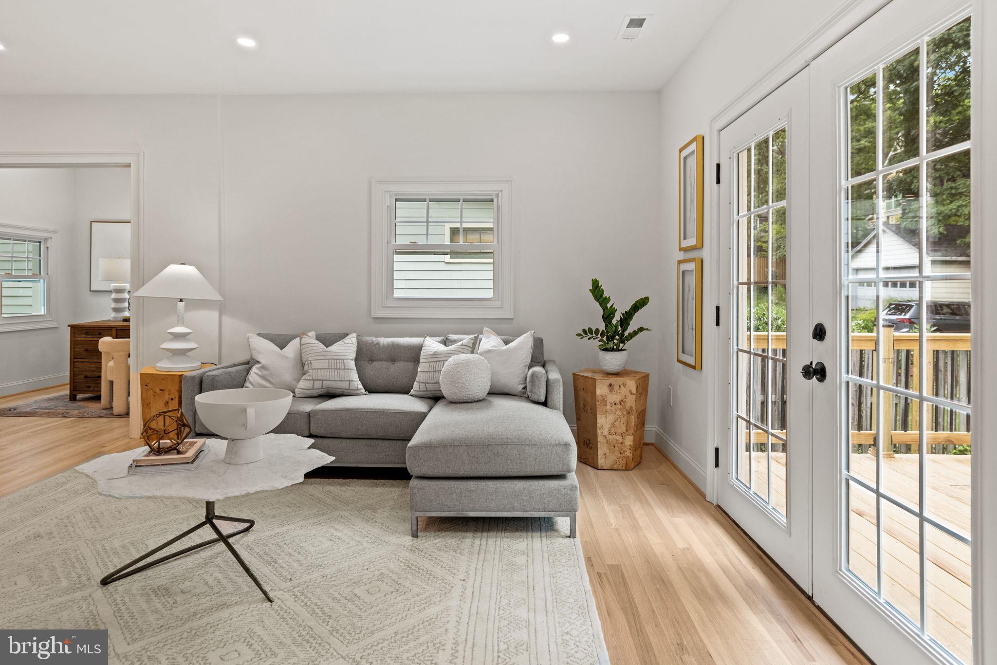 TAKOMA PARK - Residential