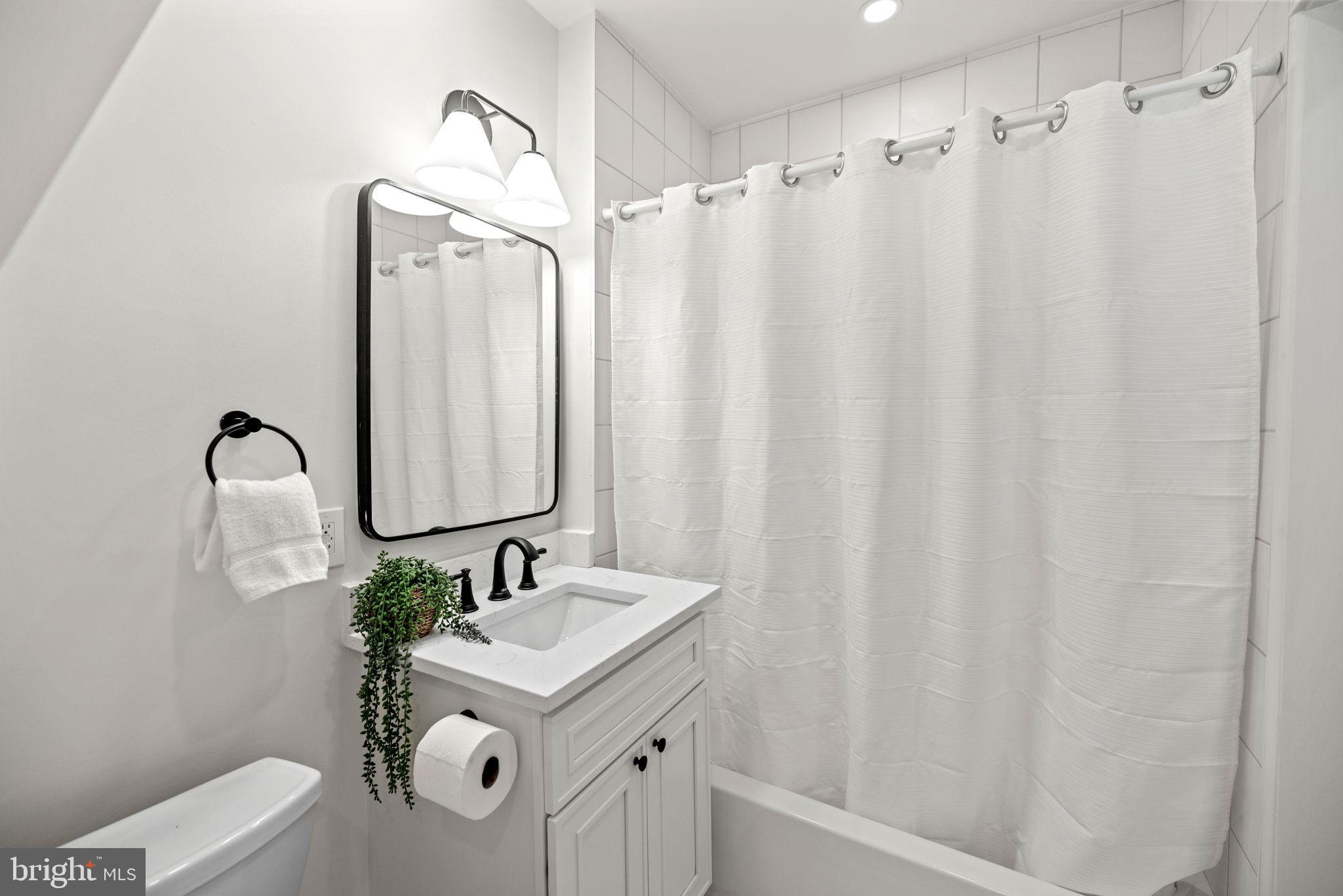 TAKOMA PARK - Residential