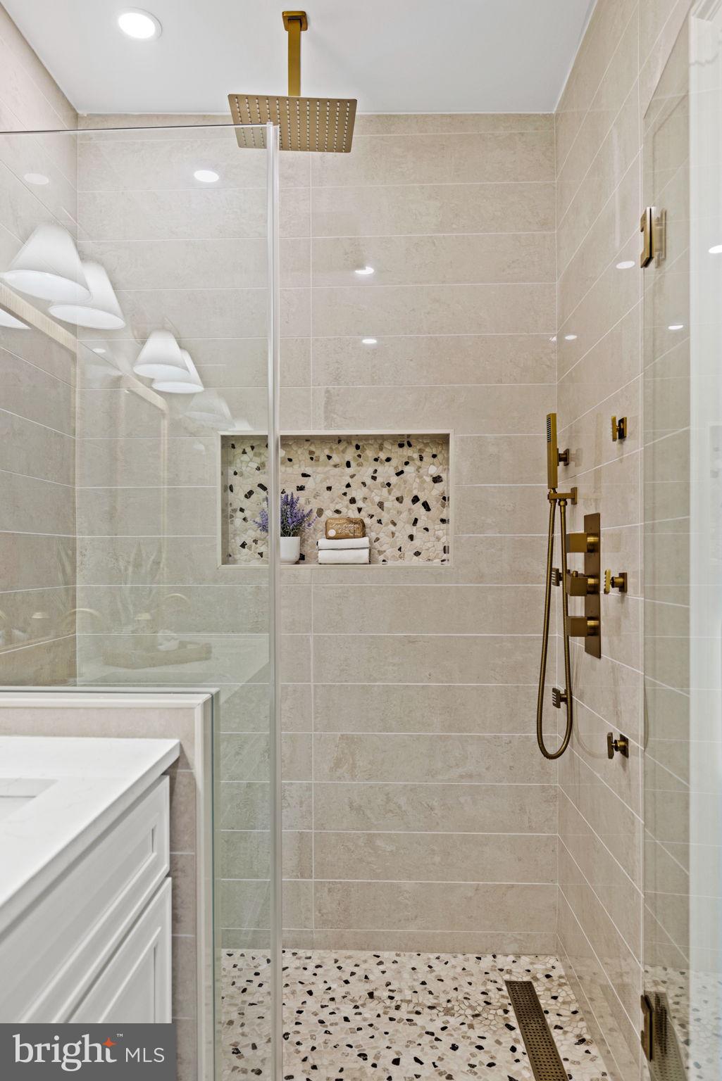 TAKOMA PARK - Residential