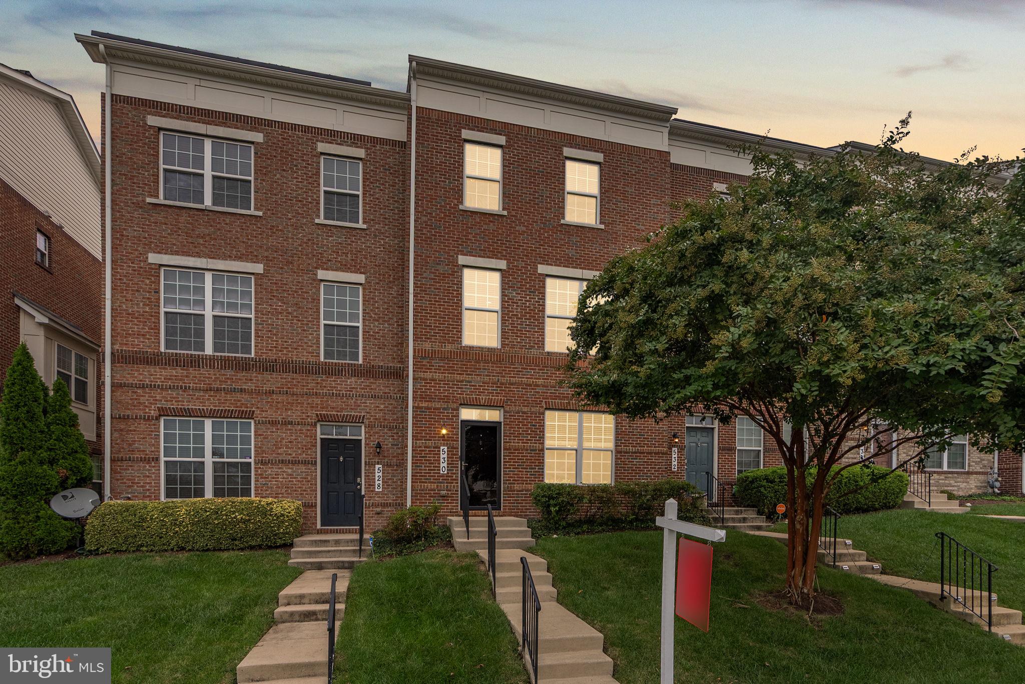 530 VICTORIANNA DRIVE