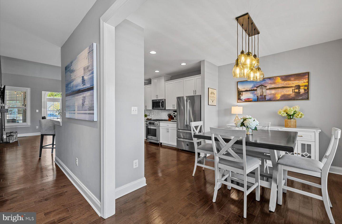 GRANDE AT CANAL POINTE - Residential