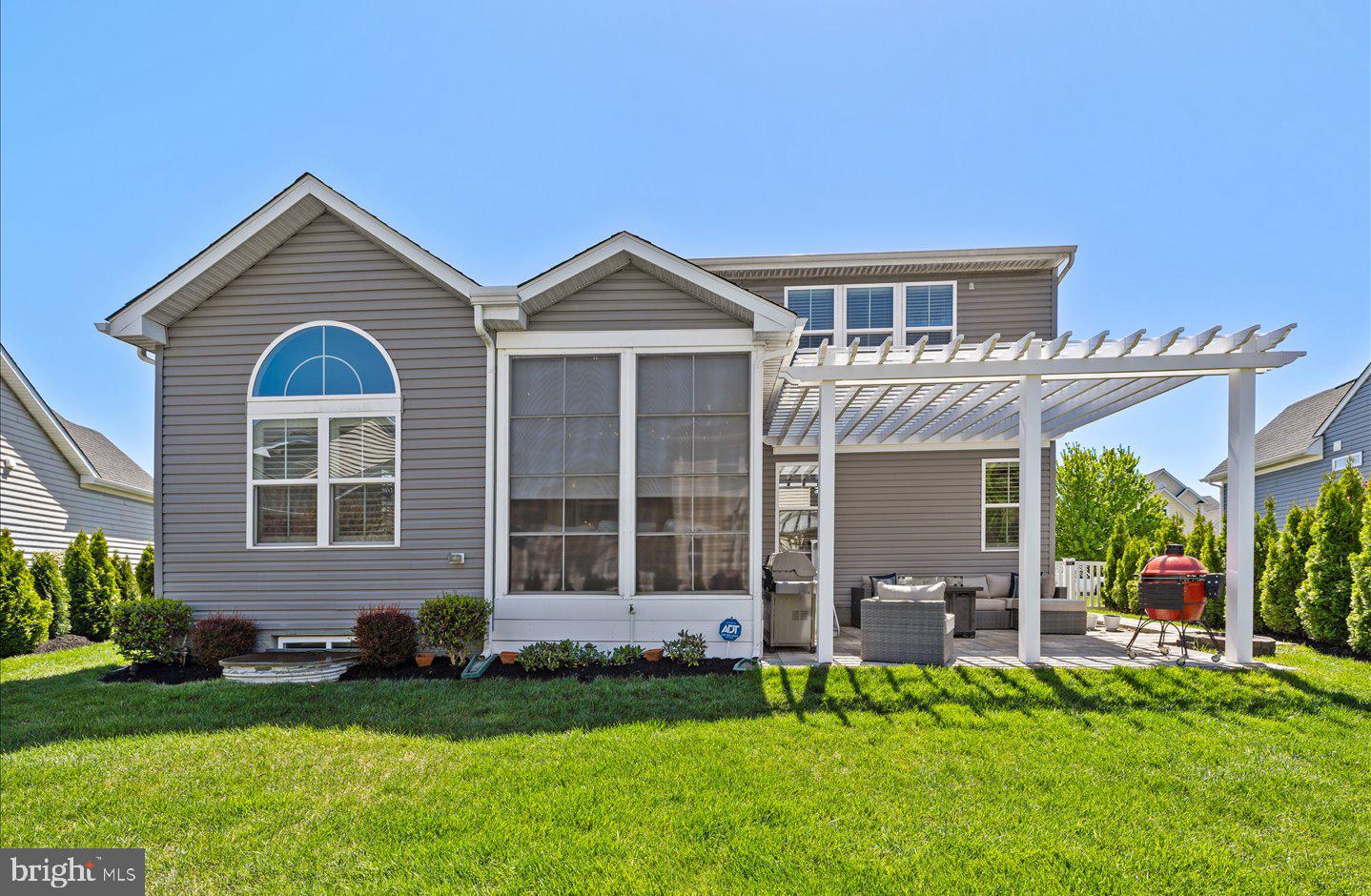GRANDE AT CANAL POINTE - Residential