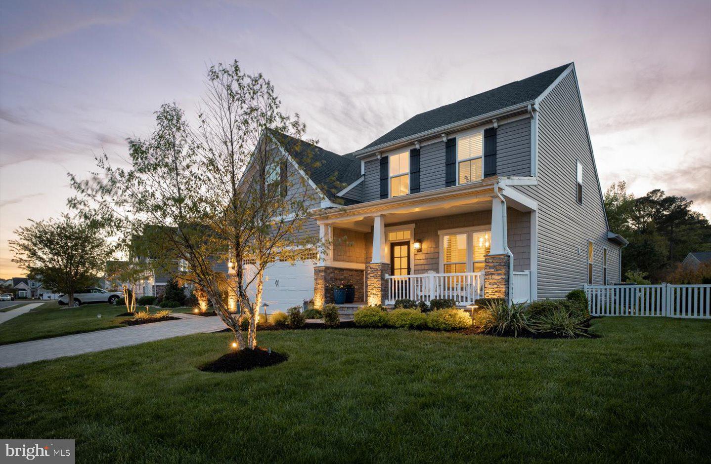 GRANDE AT CANAL POINTE - Residential