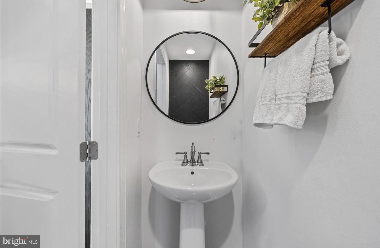 GRANDE AT CANAL POINTE - Residential