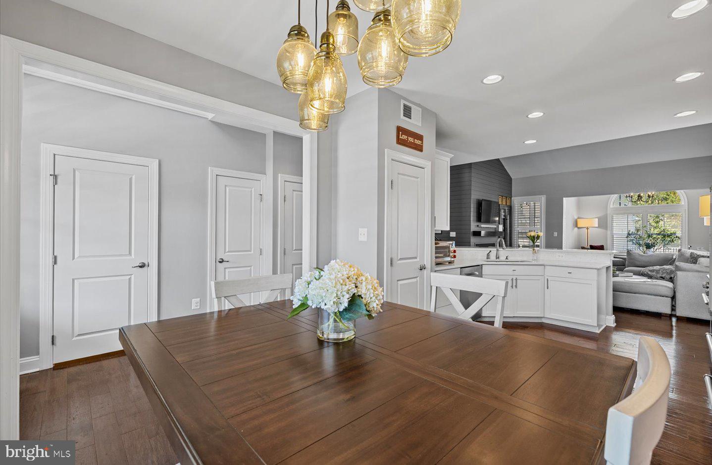 GRANDE AT CANAL POINTE - Residential